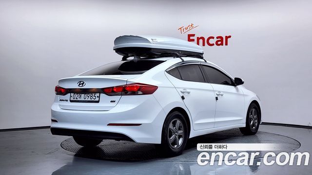 Hyundai AVANTE 1.6 GDI Smart 2016 Гольф-класс