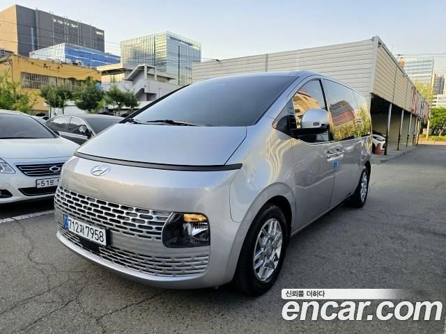 Hyundai Staria Tourer 11-Seater Modern 2023 Минивэн