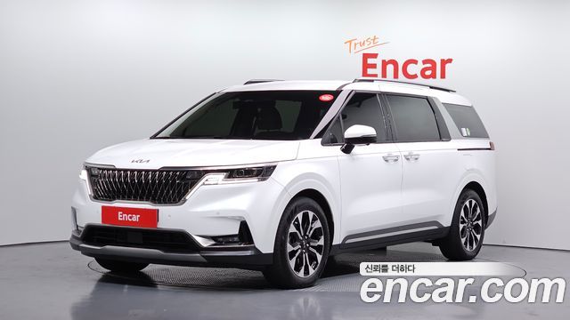 Kia Carnival 9-Seater Signature 2022 Минивэн
