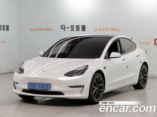 Tesla Model 3 полным приводом дальнего действия