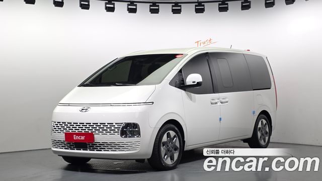 Hyundai Staria L3.5 Tourer 9-местный модерн