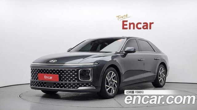 Hyundai Grandeur 2,5 Gasoline 2WD Exclusive 2023 Представительский седан