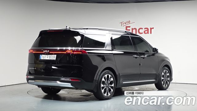 Kia Carnival 9-Seater Signature 2020 Минивэн