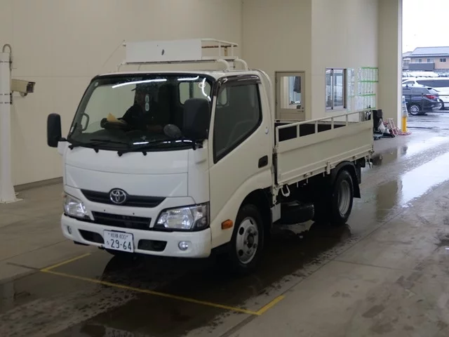 HINO DUTRO 2019 из Японии
