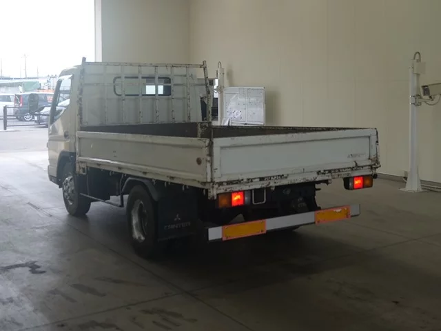 MITSUBISHI CANTER 2006 из Японии