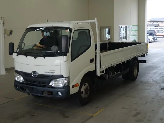 HINO DUTRO 2018 из Японии