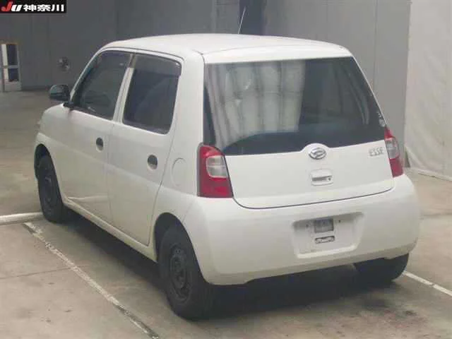 DAIHATSU ESSE 2009 из Японии