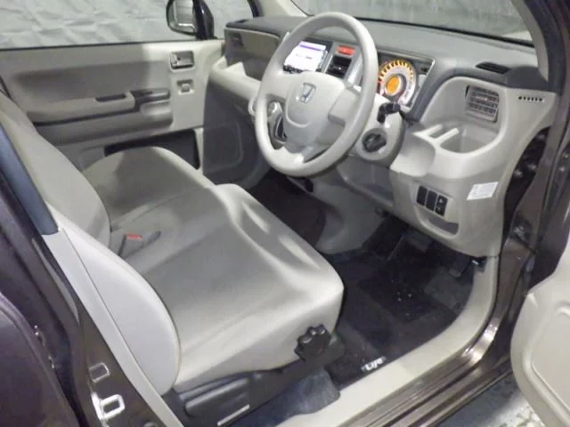 HONDA LIFE 2011 из Японии