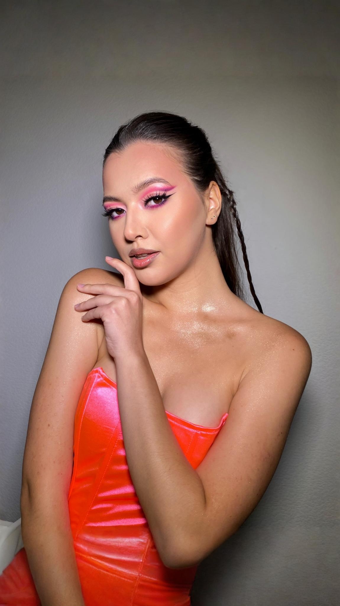 Ангелина Angzin