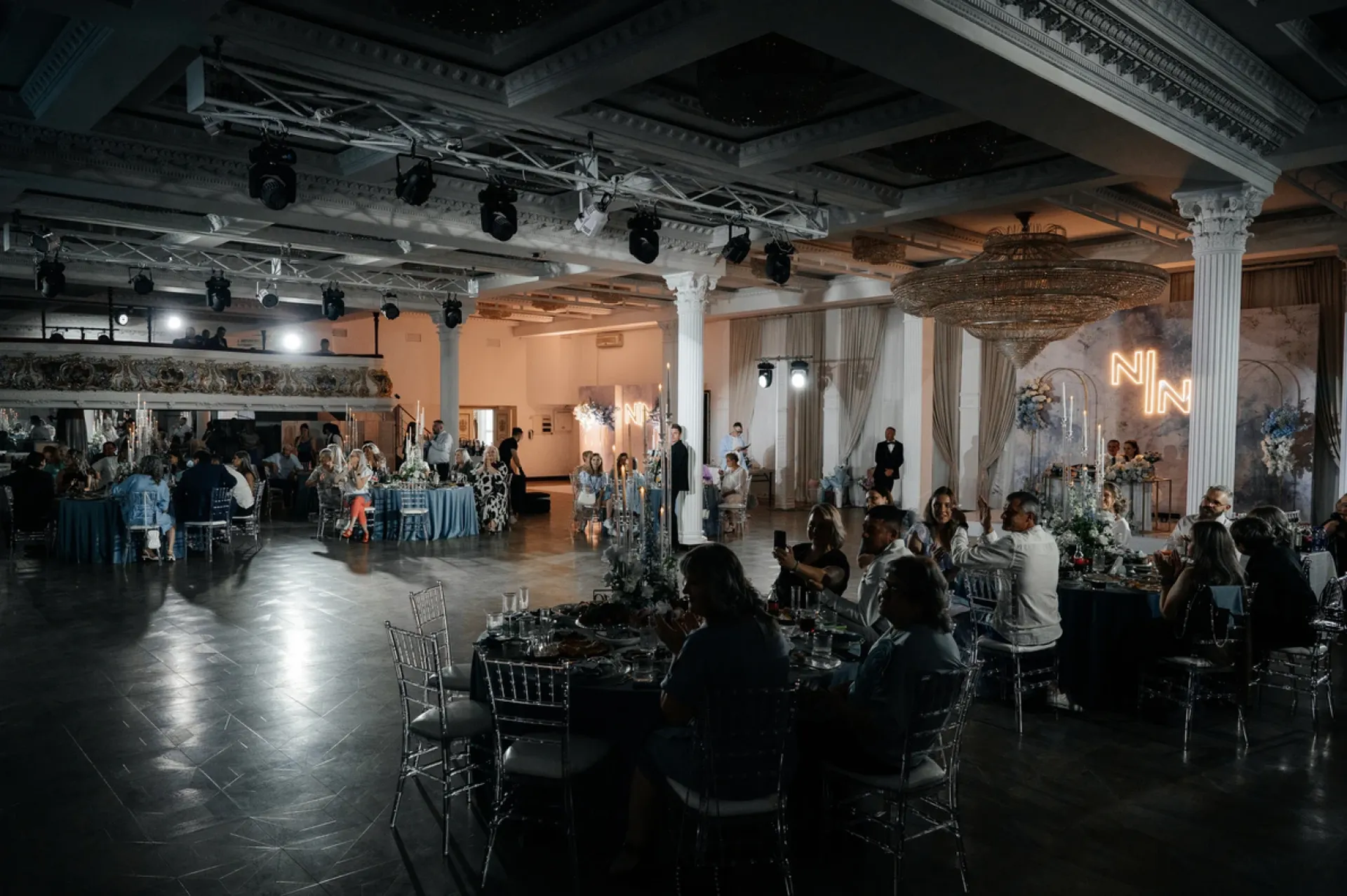 Суриковъ Холл