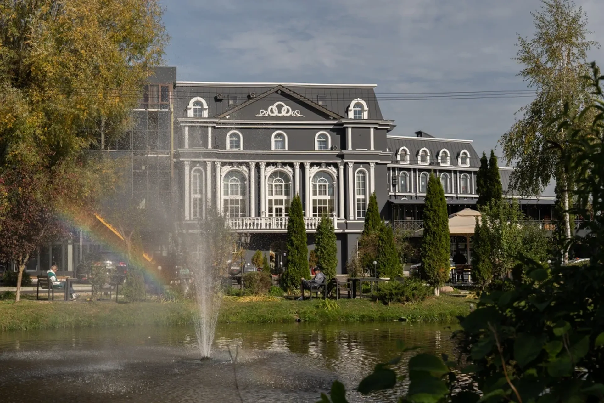 Залы во Vnukovo Village