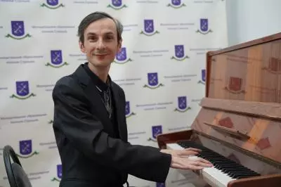 Композитор Владимир Вершинин