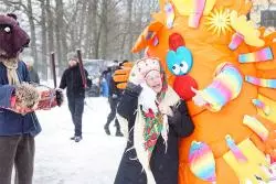 Стрельна провожает зиму