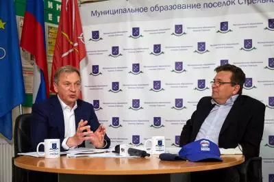 Посадить дерево в Стрельне с Михаилом Барышниковым