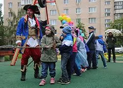 "В главной роли - Капитан Джек Воробей"