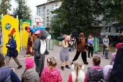 Праздник двора "Винни-Пух и все все все"