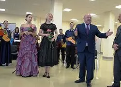 Музыка на работе