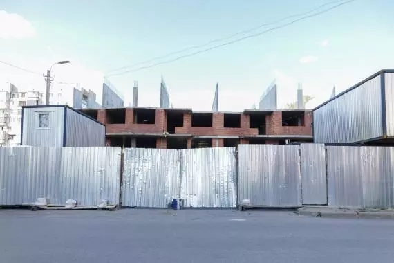 ГАТИ оштрафовало стройку на Львовской, 7А