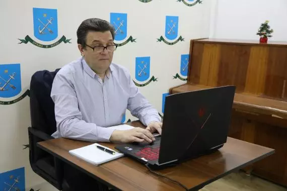 Стрельна приняла участие в семинаре по защите прав потребителей