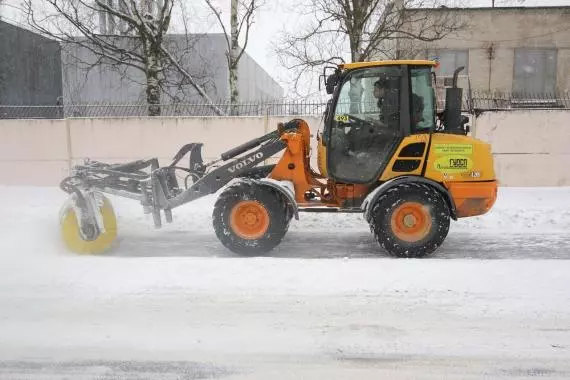 Уборка снега