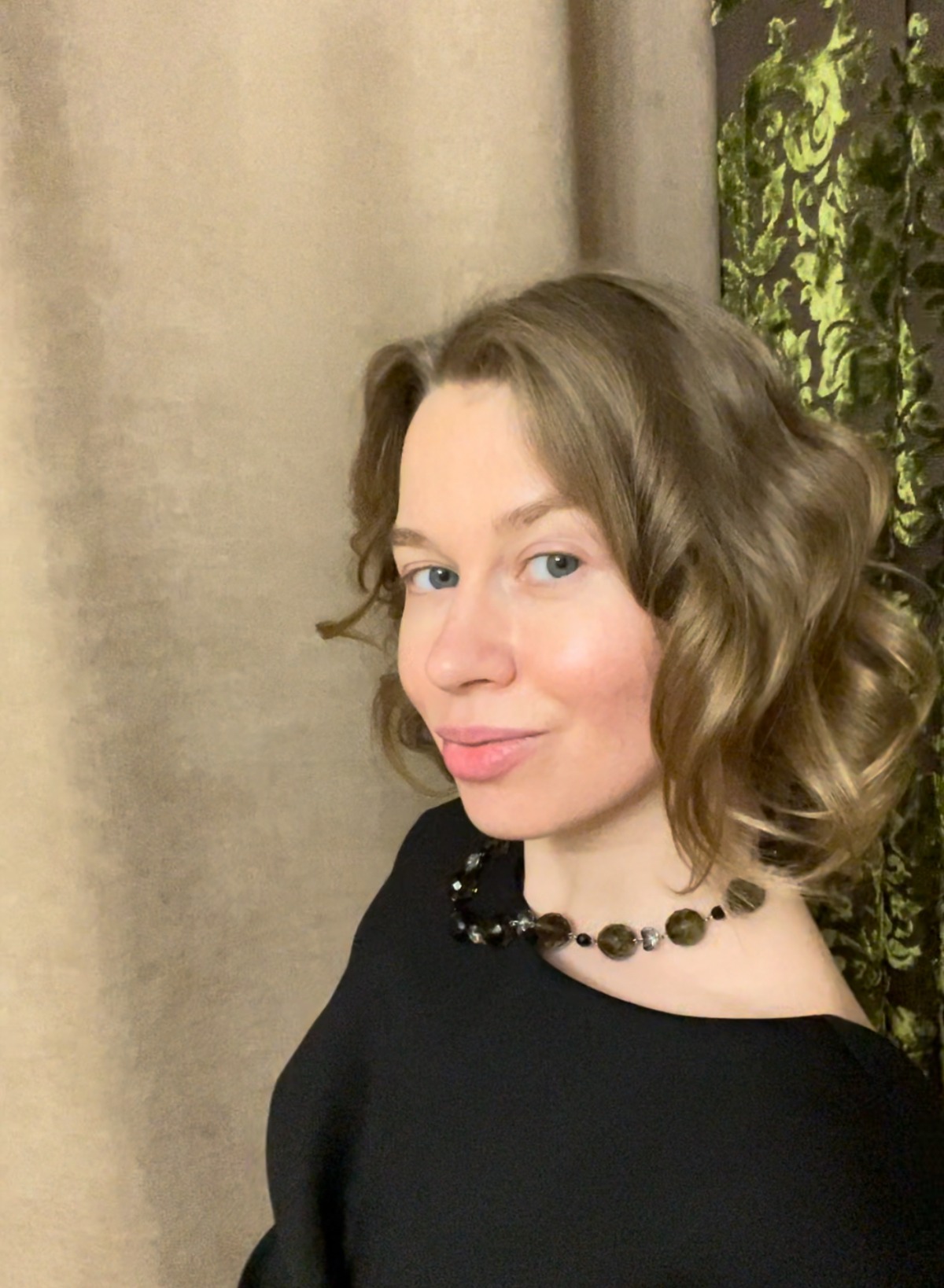 Елена Ефремова