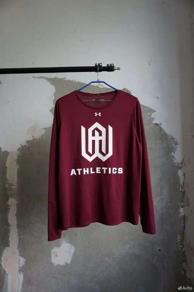 Лонгслив Under Armour HeatGear бордовый
