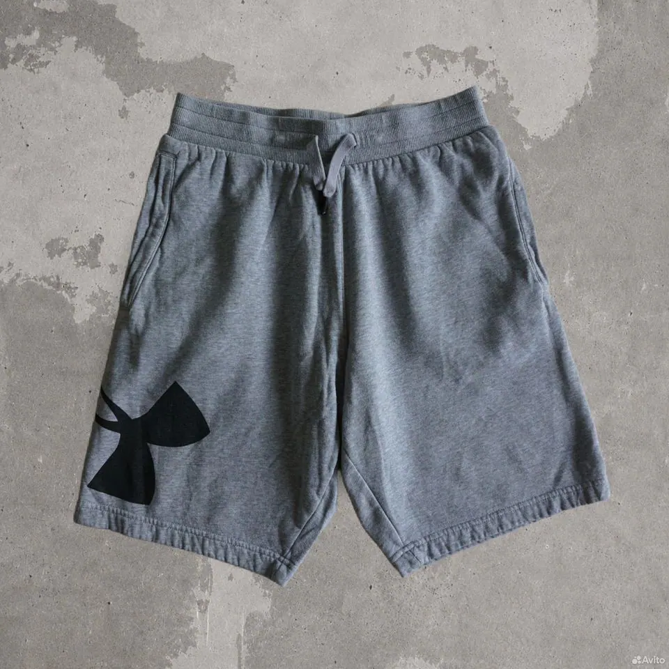 Шорты Under Armour серые с логотипом
