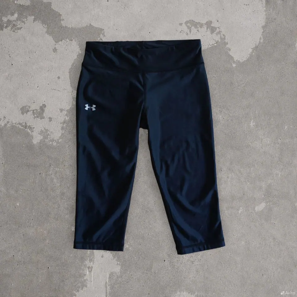 Легинсы Under Armour HeatGear черные укороченные