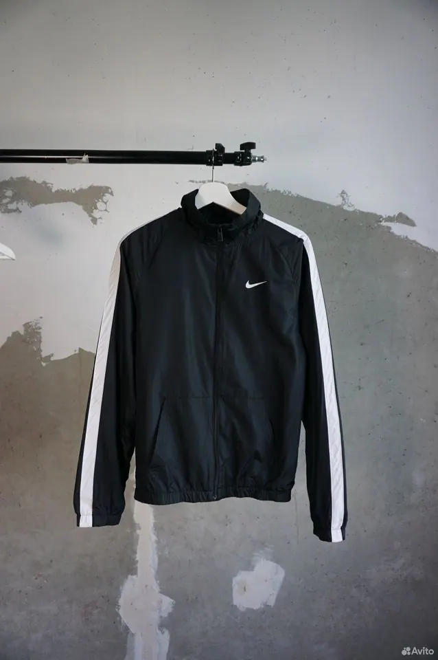 Ветровка Nike винтажная чёрная