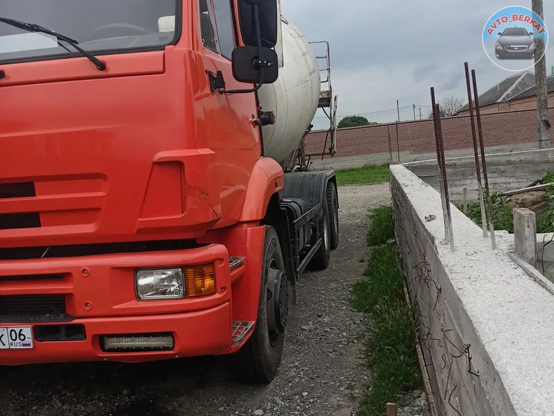 Продам автобетоносмеситель 9 кубов 2013 в отличном состоянии