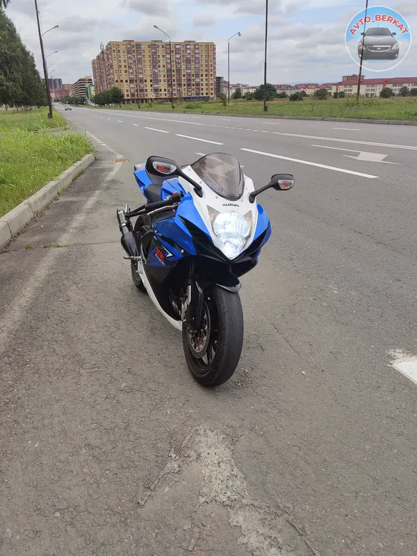 Suzuki gsxr600 2012год