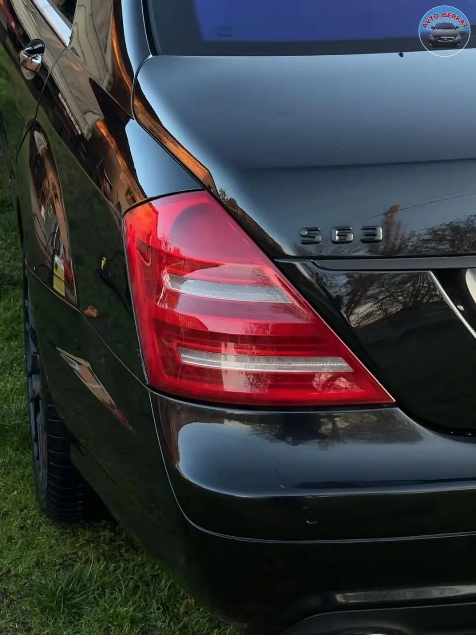 Предлагается к продаже автомобиль Mercedes-Benz S-класса (W221) 2007 года выпуска с двигателем объемом 5.5 литра.