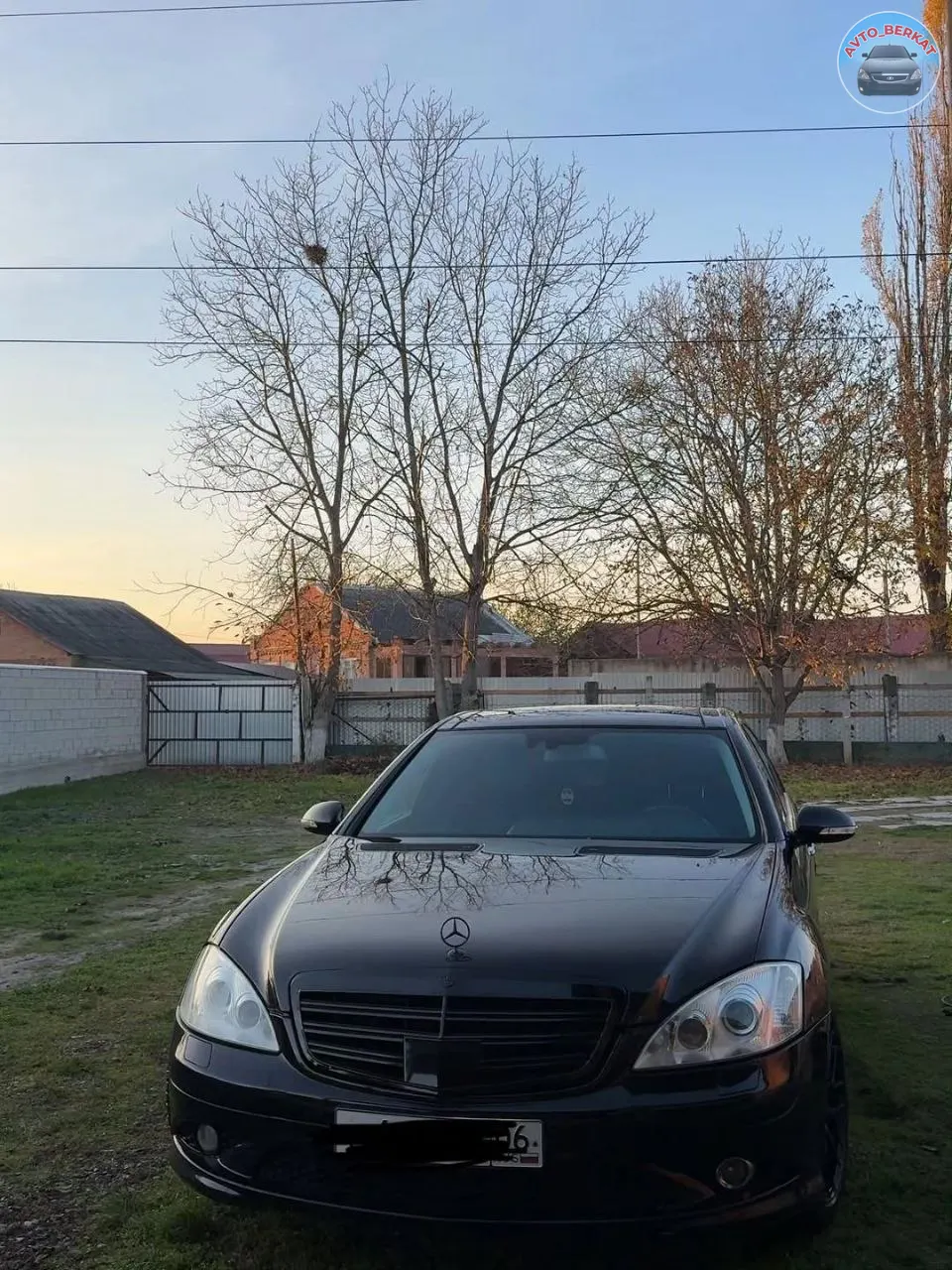 Предлагается к продаже автомобиль Mercedes-Benz S-класса (W221) 2007 года выпуска с двигателем объемом 5.5 литра.