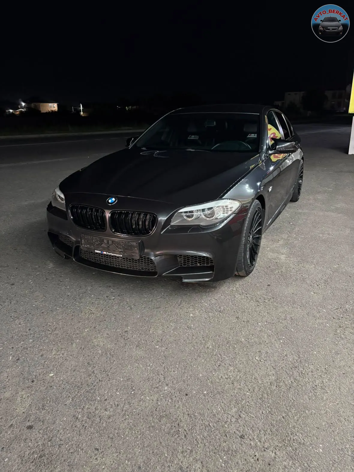 BMW F10 530 2012 года   Машина в отличном состоянии, объем 3.0. ( расход 8-12 литров)
