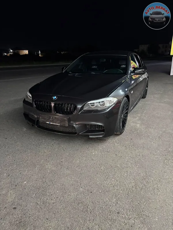 BMW F10 530 2012 года   Машина в отличном состоянии, объем 3.0. ( расход 8-12 литров)