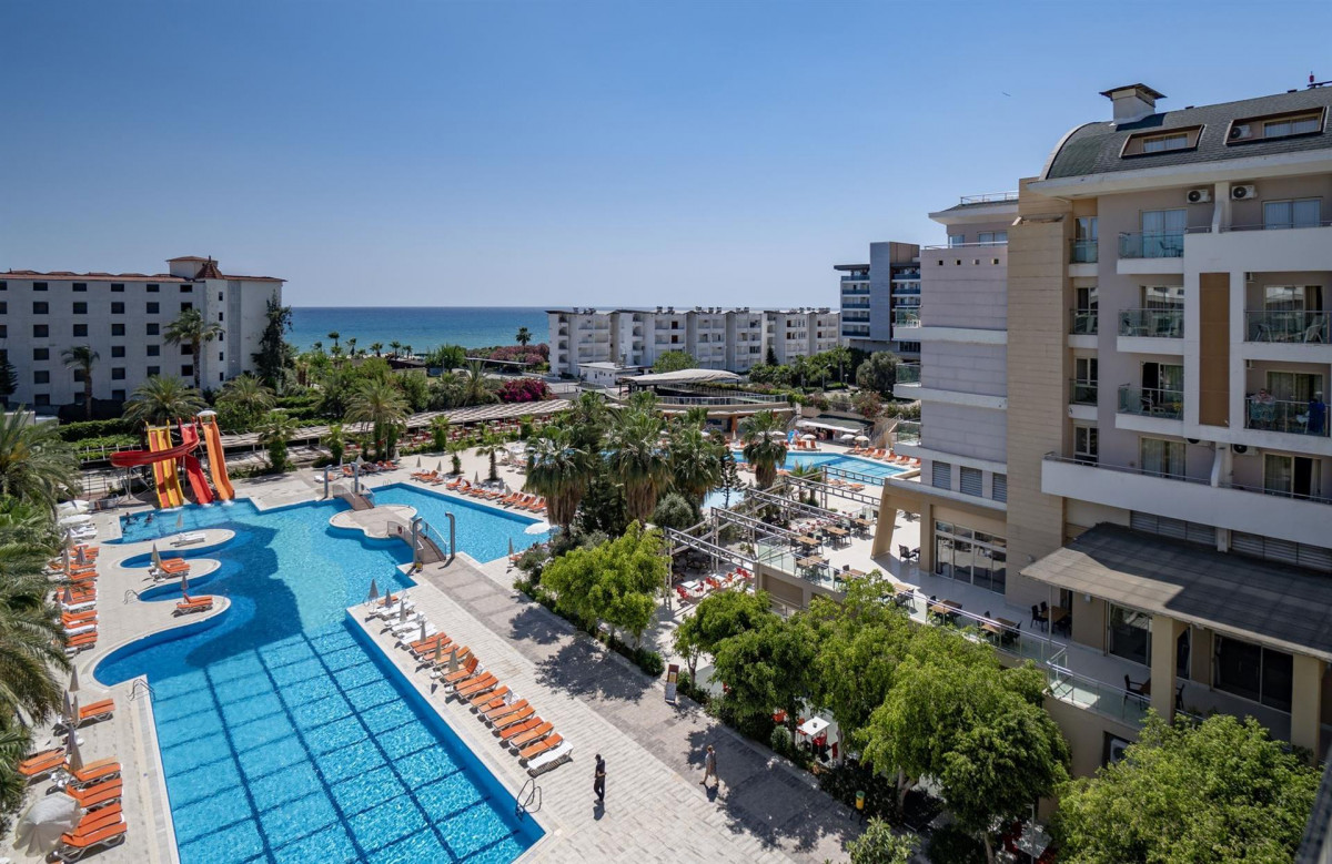 Hedef Beach Resort Hotel and SPA