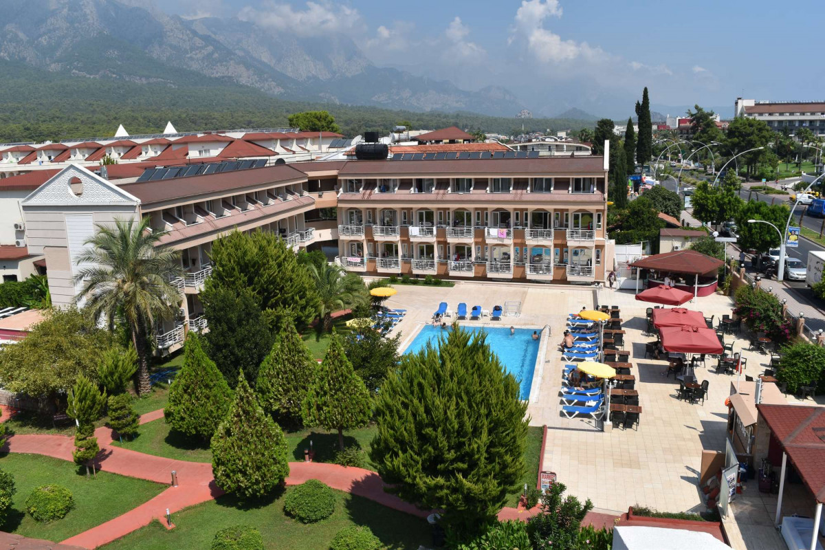 Ares Dream Hotel