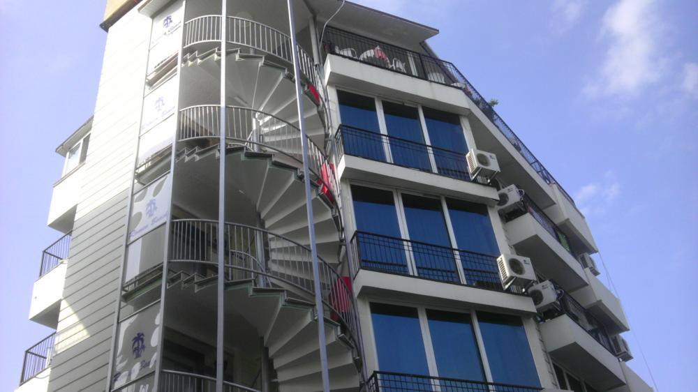Romeo Beach Hotel
