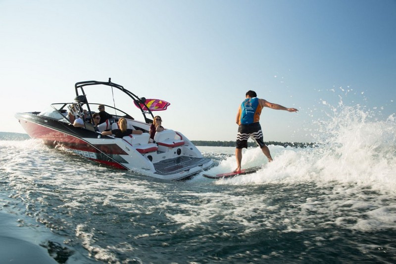 kater-mastercraft12 Катер Мастер Крафт серфинг