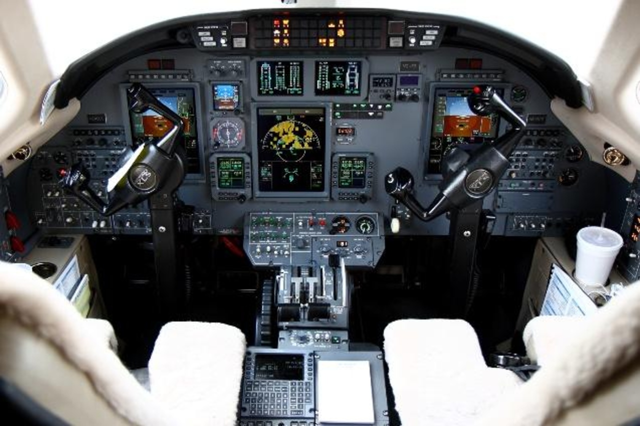 cessna_citation_excel_cab_1280x0_426