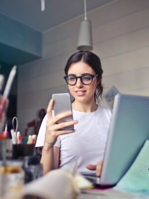 Менеджер по работе на сайте объявлений Iceni.ru