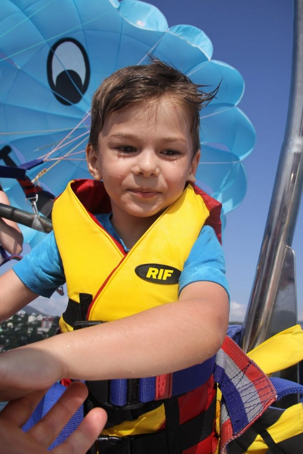 parasailing-plushka-banan-kolos16 юный парашютист