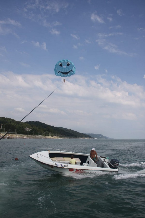 parasailing-plushka-banan-kolos8 Парасейлинг в Лазаревском катер и парашют