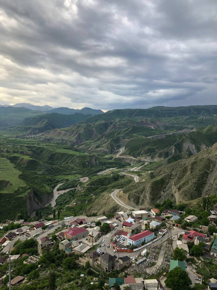 Гуниб, Салтинский водопад и Чохские террасы — из Каспийска