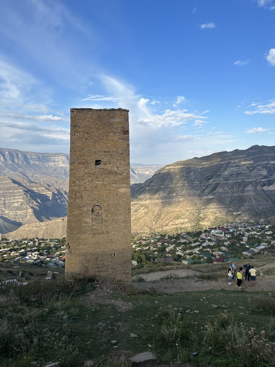 Красоты Шамильского района — Гоор, Кахиб, Язык тролля