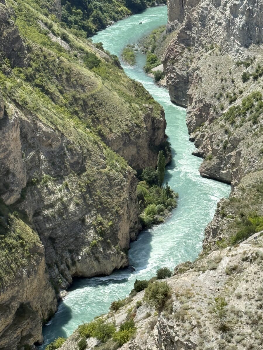 Горы и море Дагестана за 5 дней в мини-группе: Дербент, Гамсутль, Сулак и Гоор — всё включено