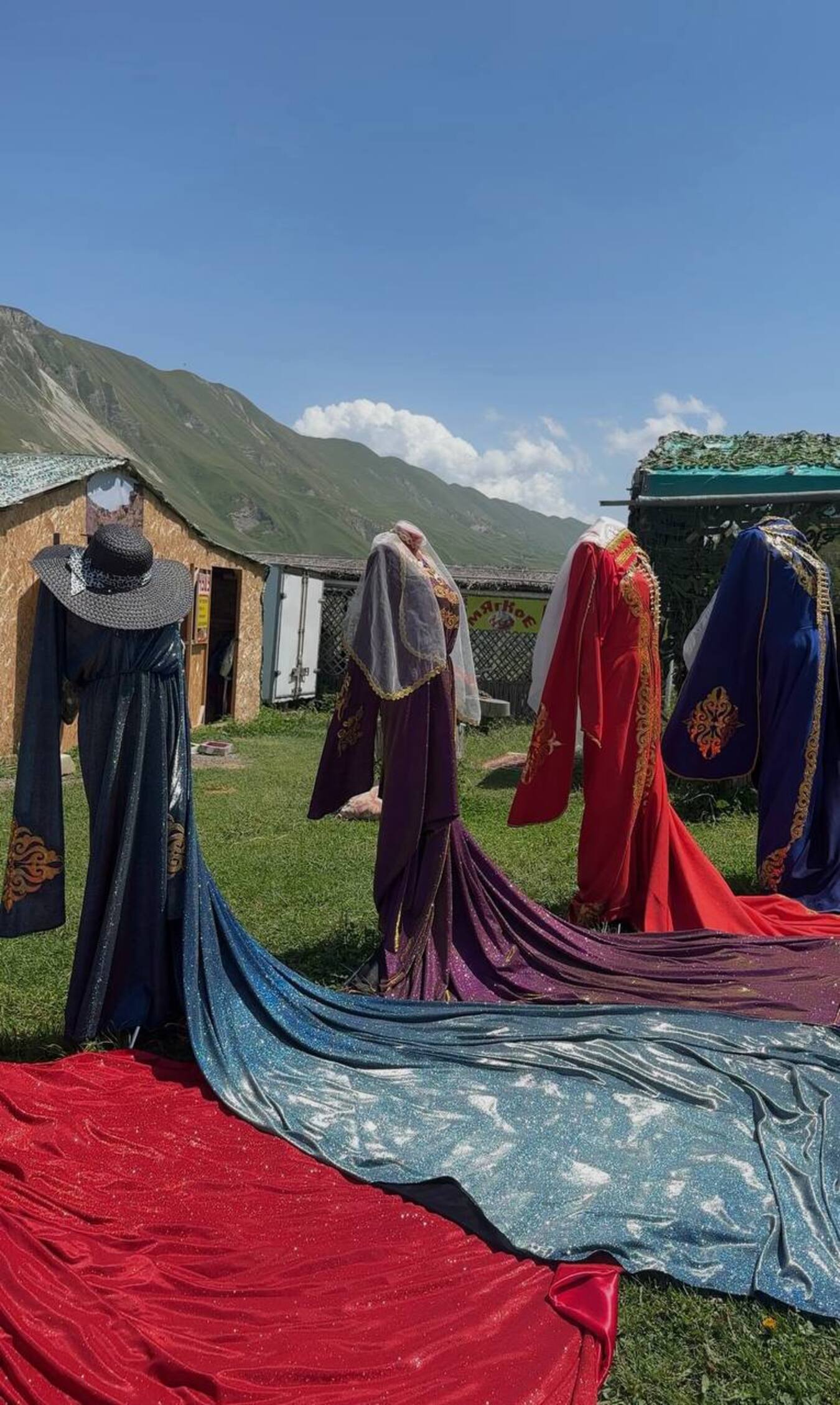 К плато Хунзах, водопадам Матлас и ущелью «Каменная чаша» — из Каспийска