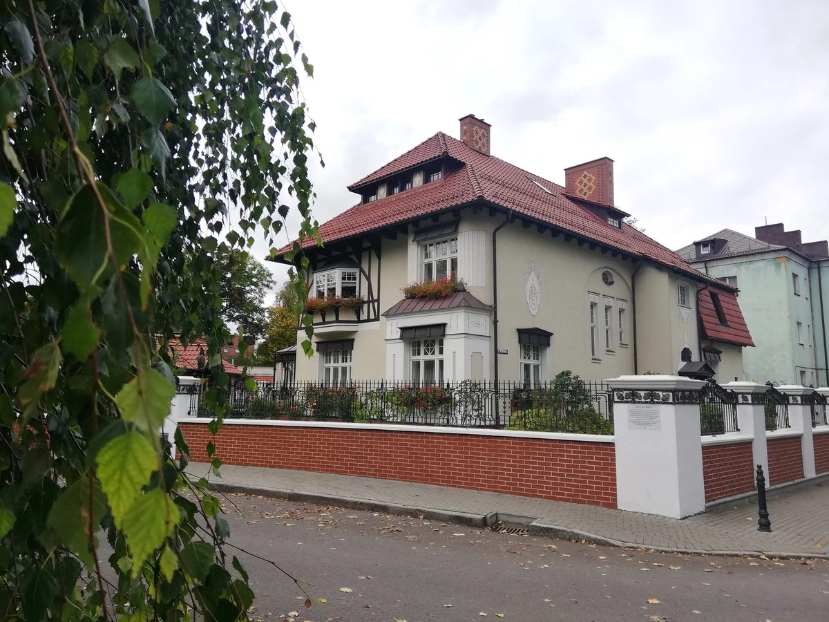 Из Зеленоградска — в Калининград (+ трансфер туда и обратно)