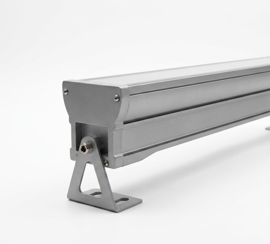 EXPOTEN A000156 Линейный светильник 60x70 мм, прямоугольный