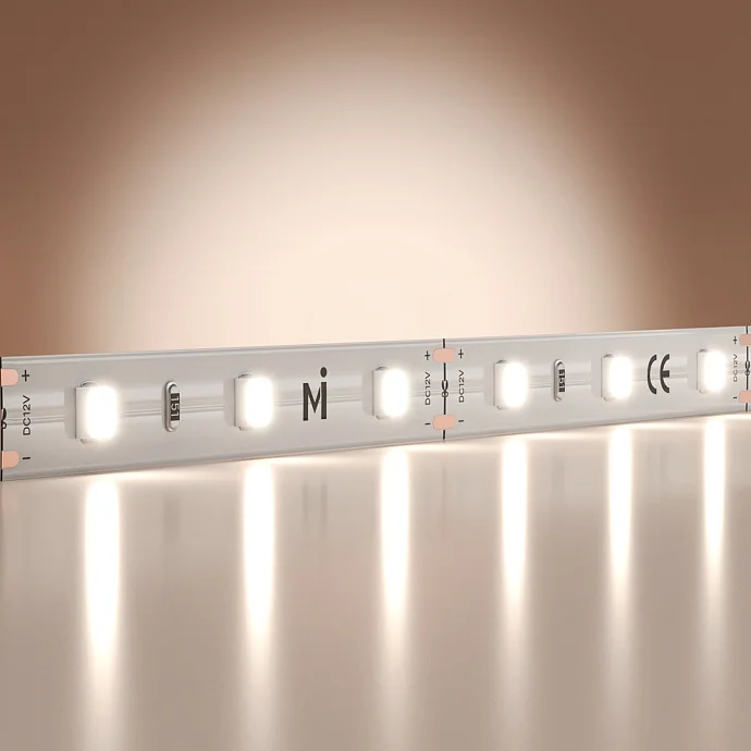 Led Strip Светодиодная лента 12В 2835 9,6Вт/м 6000K 5м IP 20 201170 — 9.60Вт IP20